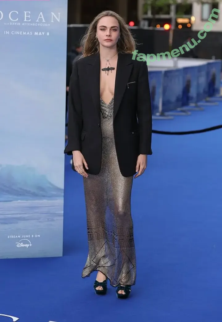 Cara Delevingne nude photo #2726 (caradelevingne)
