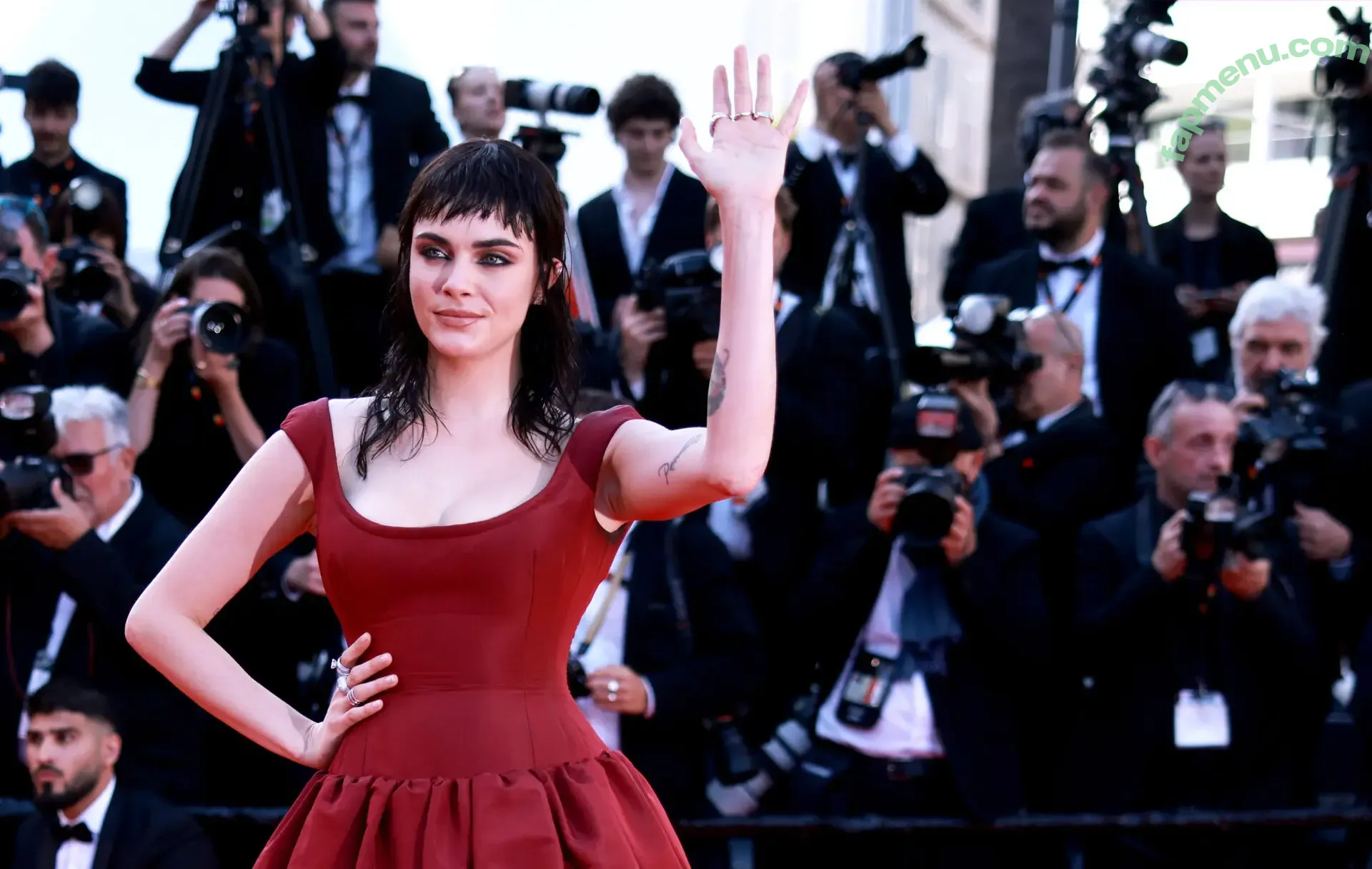 Cara Delevingne nude photo #2782 (caradelevingne)