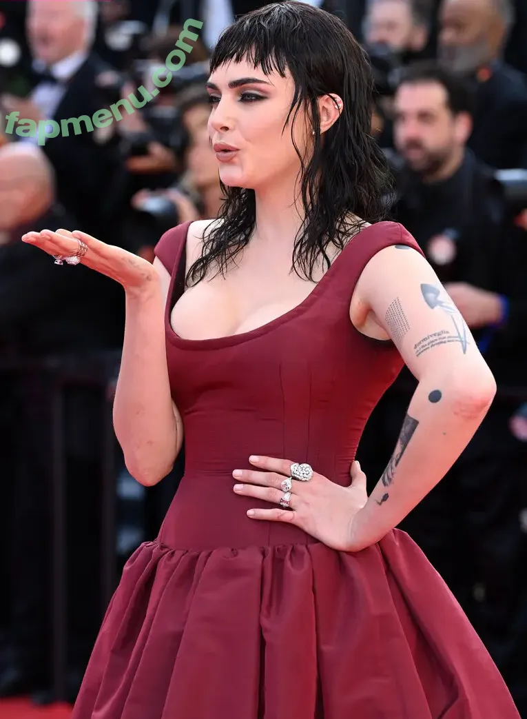 Cara Delevingne nude photo #2786 (caradelevingne)