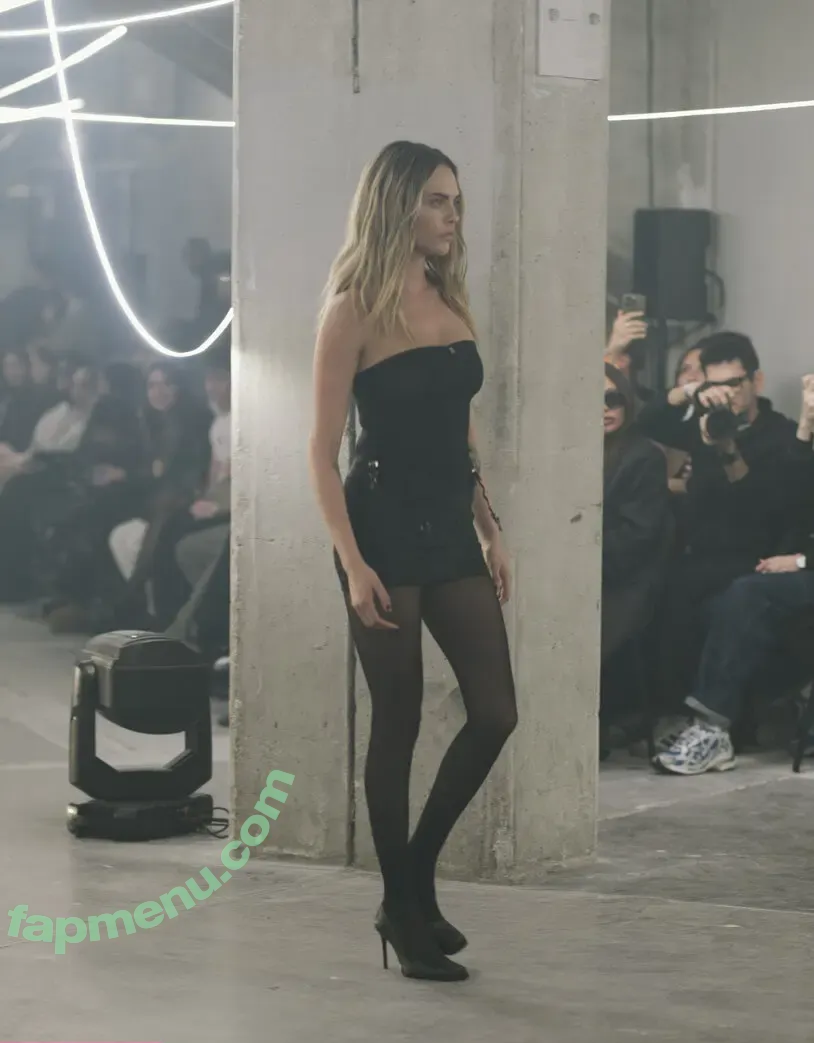 Cara Delevingne nude photo #2854 (caradelevingne)