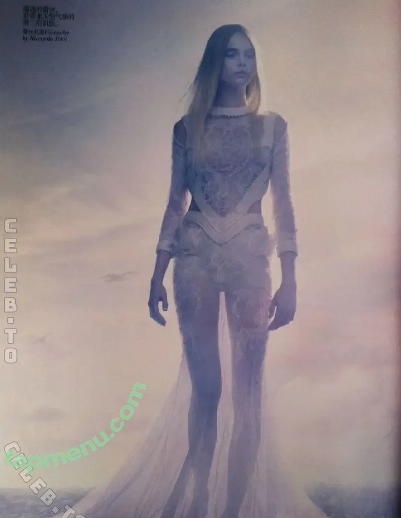 Cara Delevingne nude photo #2862 (CaraDelevingneOfficialPage / Caradelevingne)