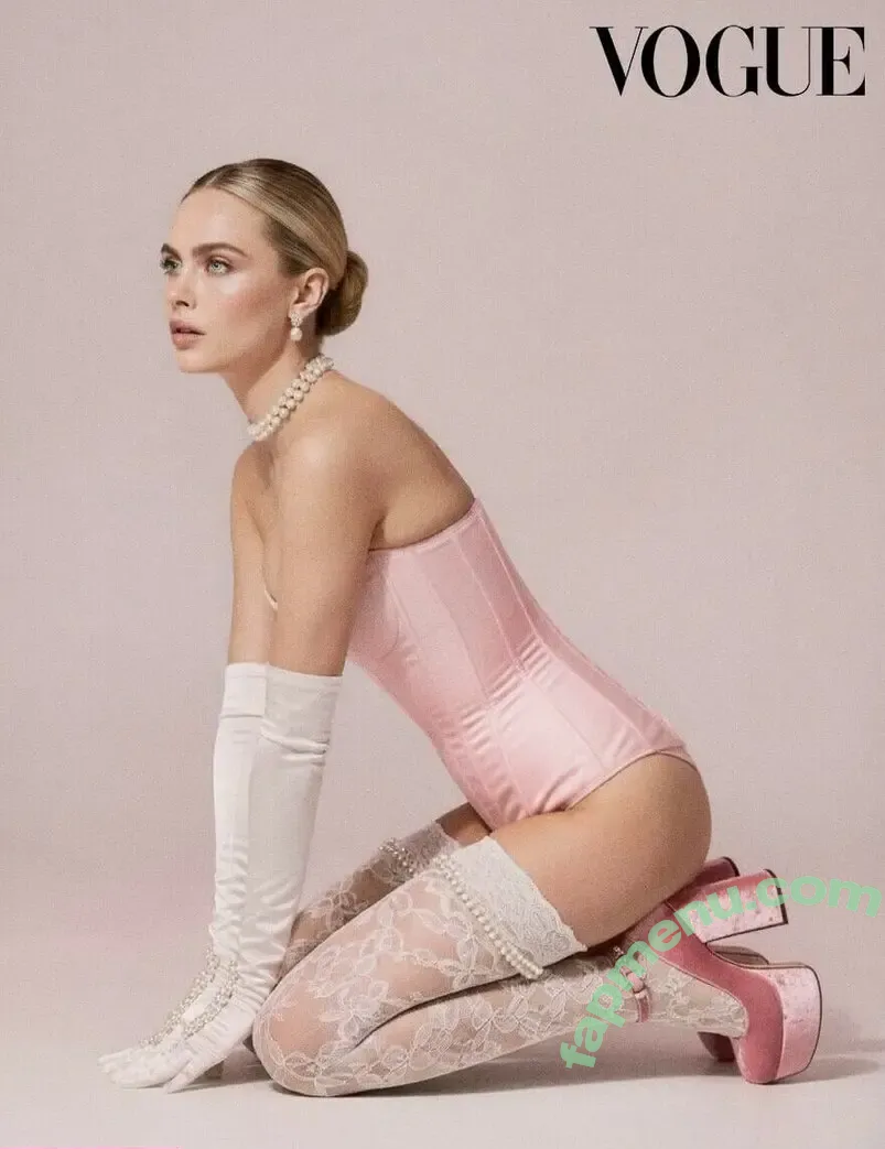 Cara Delevingne nude photo #2907 (CaraDelevingneOfficialPage / caradelevingne)