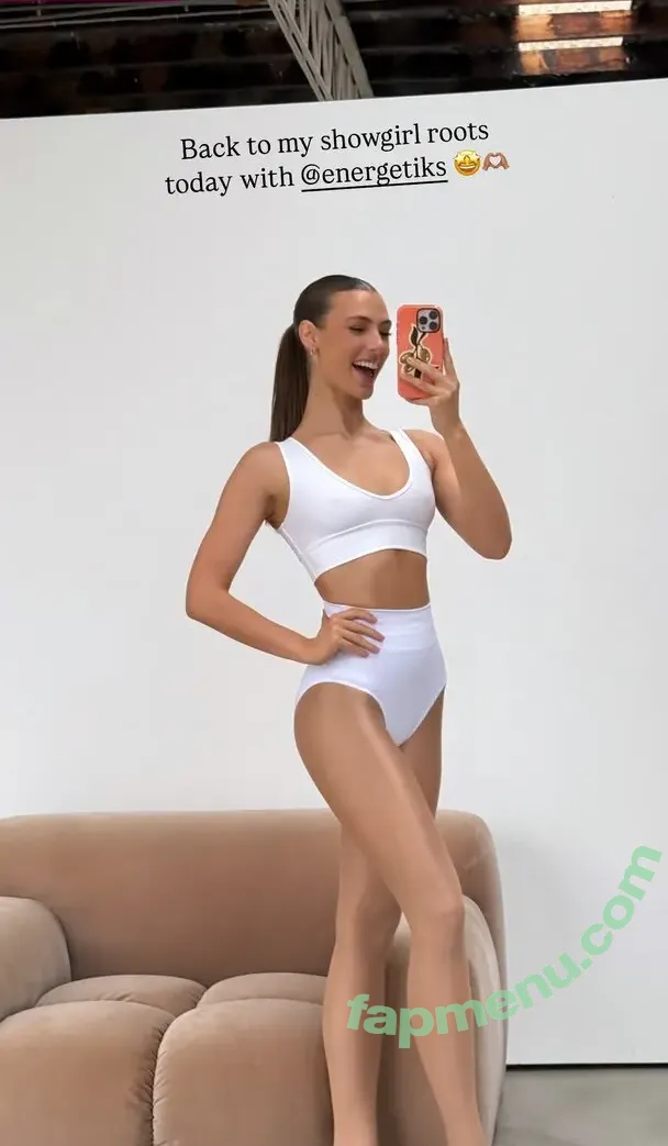 Cara Ellis nude photo #0018 (caralellis)