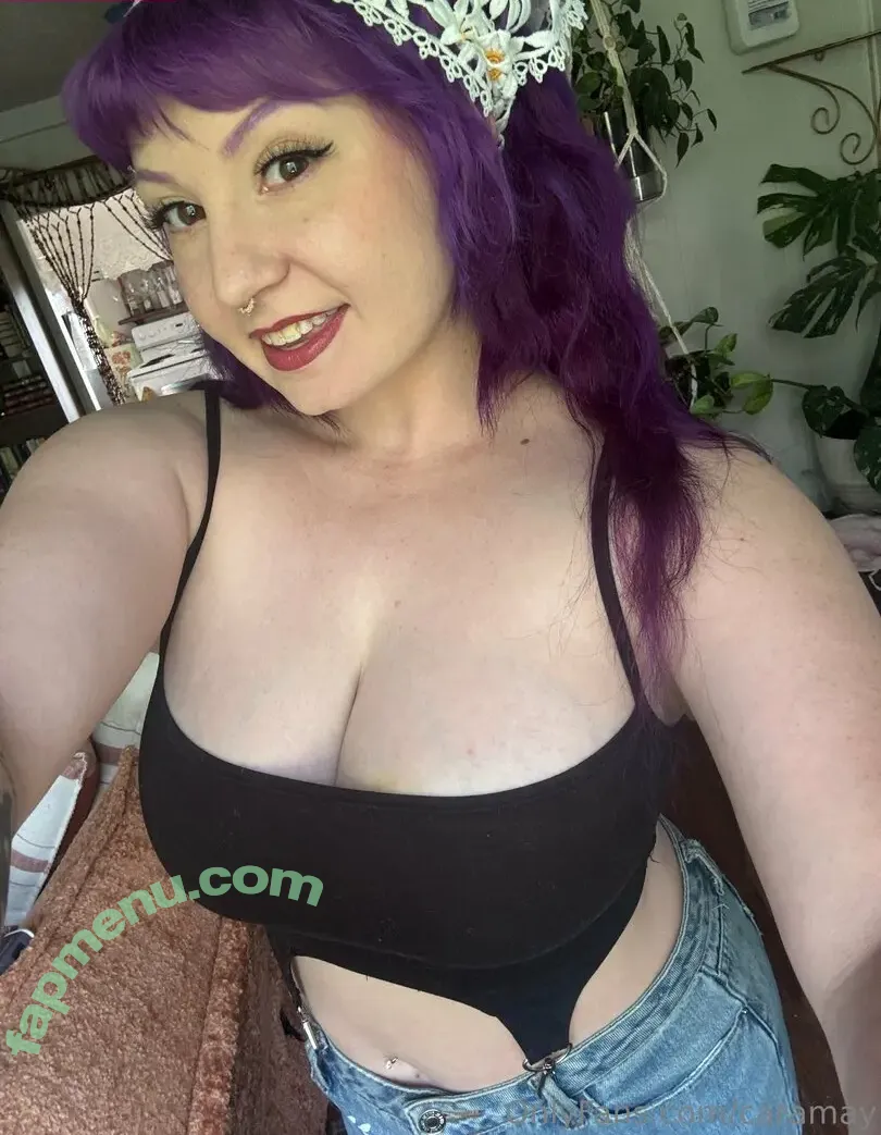 Cara May nude photo #0104 (caramay / yesdaddycara)