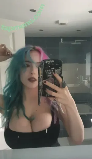 caralouss / _caralouise_ nude photo #0084