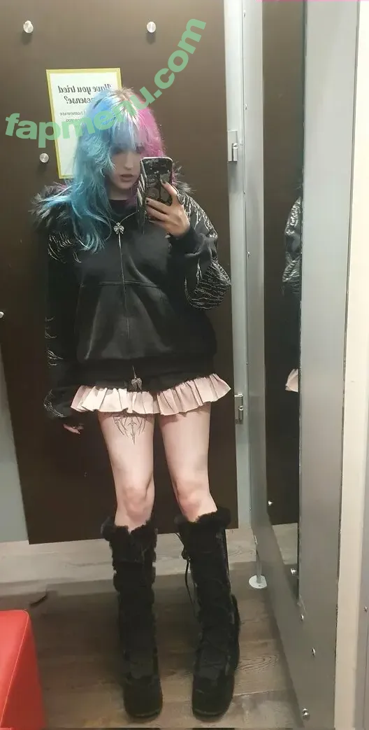 caralouss nude photo #0101 (_caralouise_)