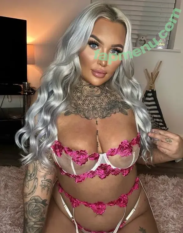 caramay nude photo #0019 (Tattedblondie / caramay_takes_photos)