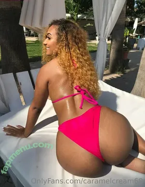 caramelcream69 / Itsjustcq / chrissyq_official nude photo #0002