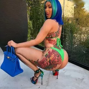 Cardi B / iamcardib nude photo #0451