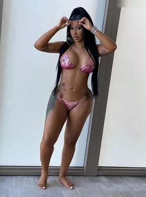 Cardi B / iamcardib nude photo #0464