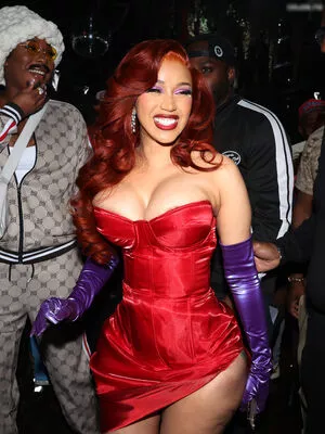 Cardi B / iamcardib nude photo #0816