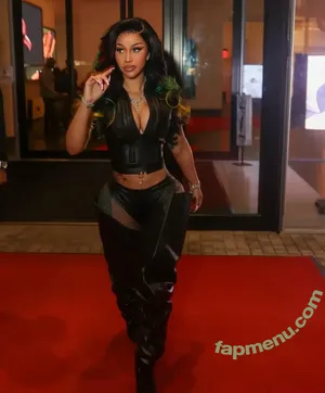 Cardi B / iamcardib nude photo #0970
