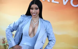 Cardi B / iamcardib nude photo #0999