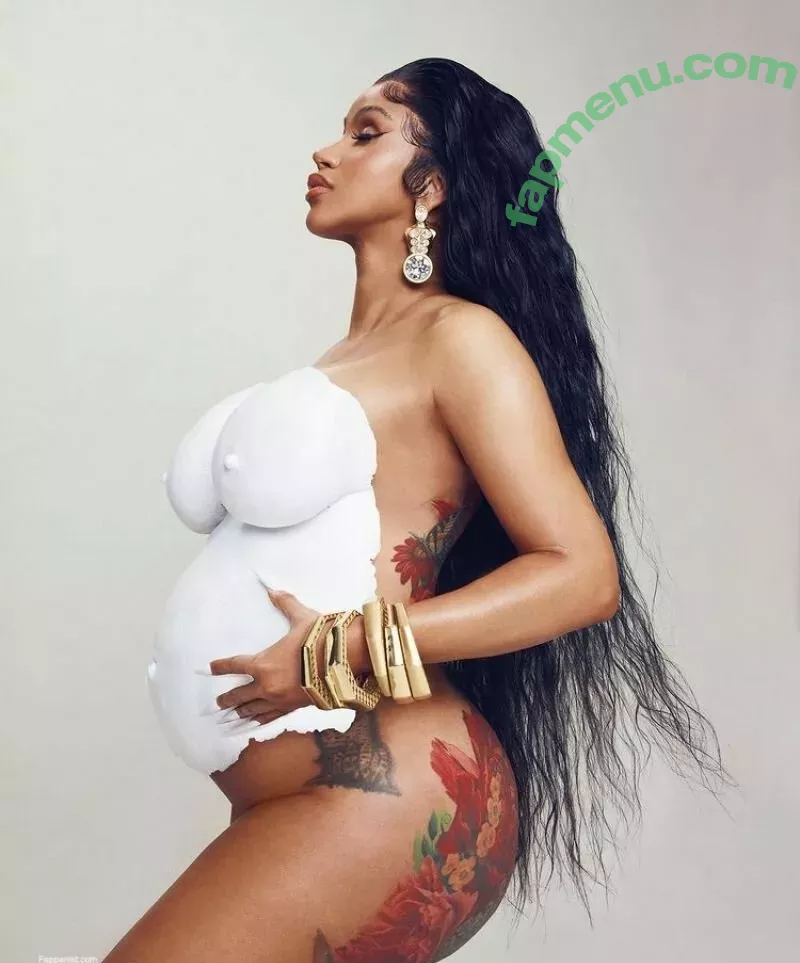 Cardi B nude photo #0212 (iamcardib)