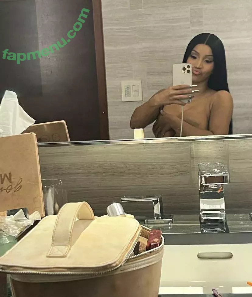 Cardi B nude photo #0295 (iamcardib)