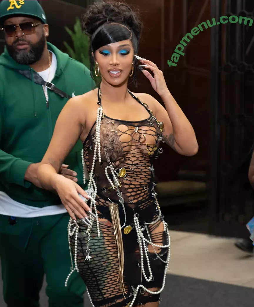 Cardi B nude photo #0304 (iamcardib)