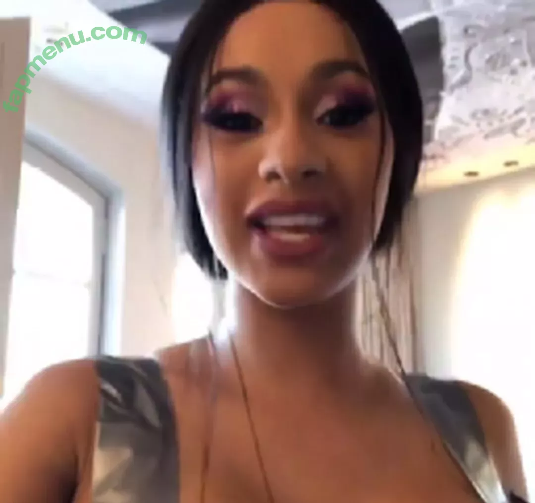 Cardi B nude photo #0384 (iamcardib)