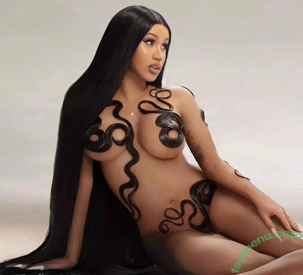 Cardi B nude photo #0450 (iamcardib)