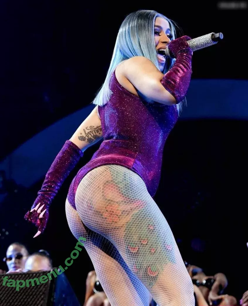 Cardi B nude photo #0493 (iamcardib)