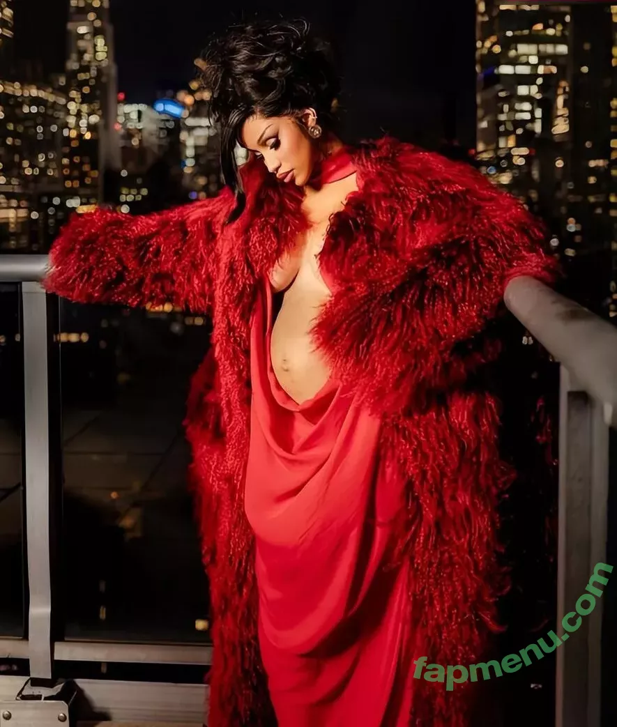 Cardi B nude photo #0588 (iamcardib)