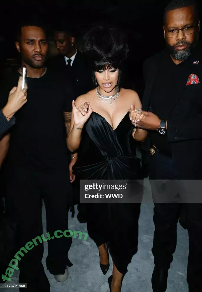 Cardi B nude photo #0655 (iamcardib)