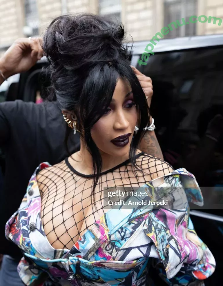 Cardi B nude photo #0684 (iamcardib)