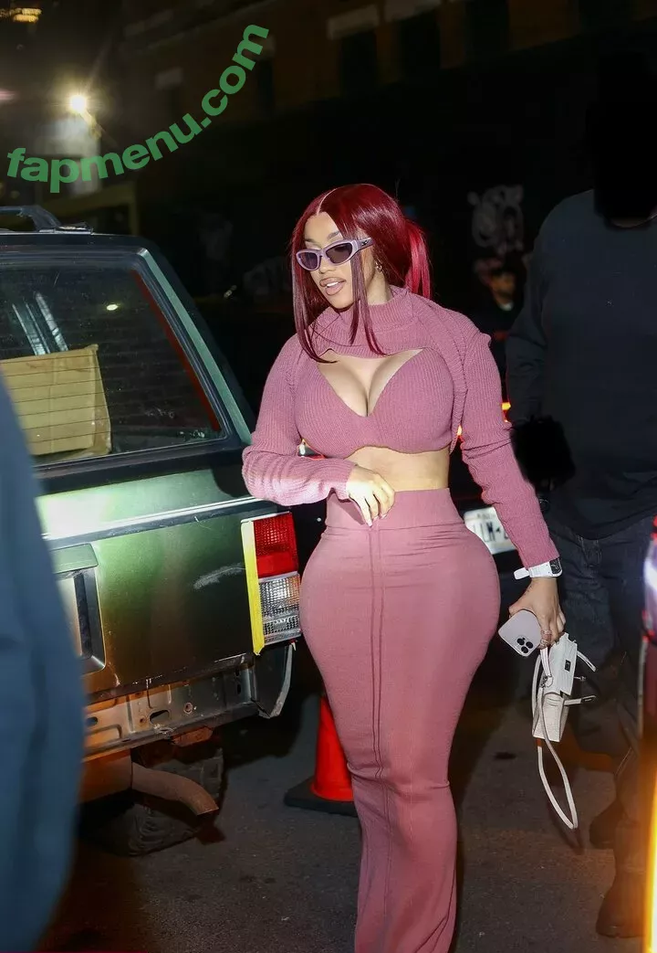 Cardi B nude photo #0708 (iamcardib)