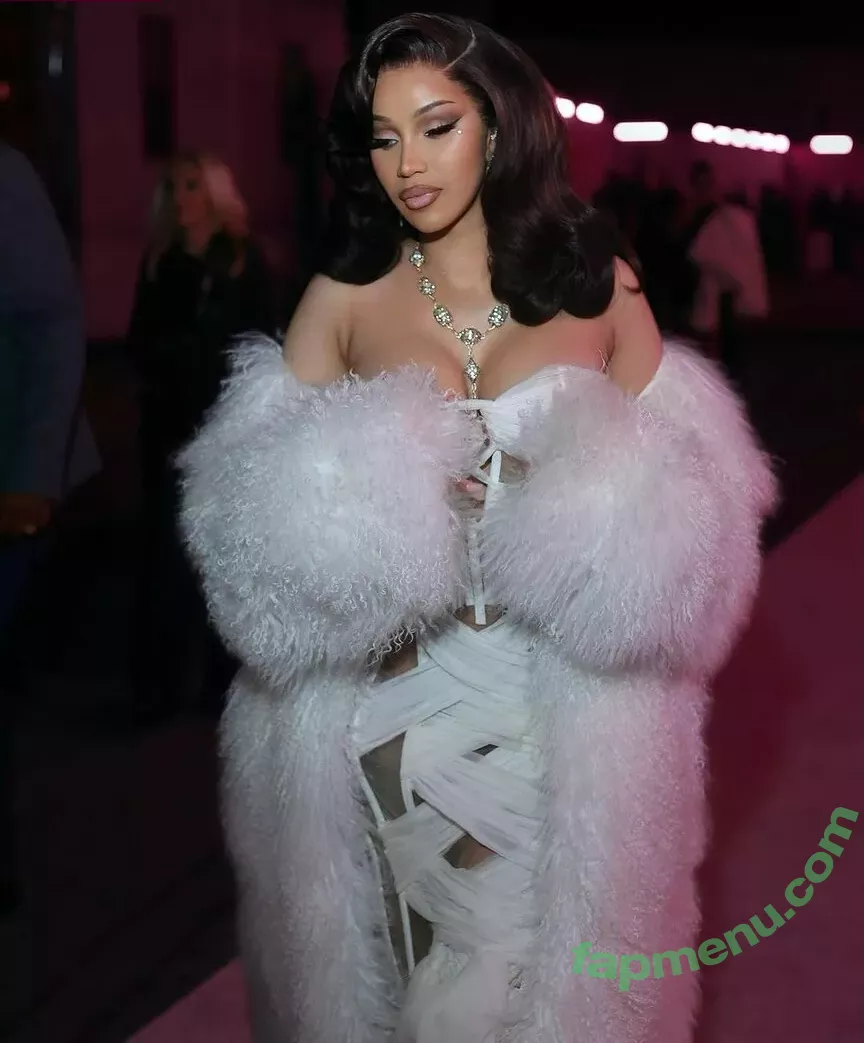 Cardi B nude photo #0715 (iamcardib)