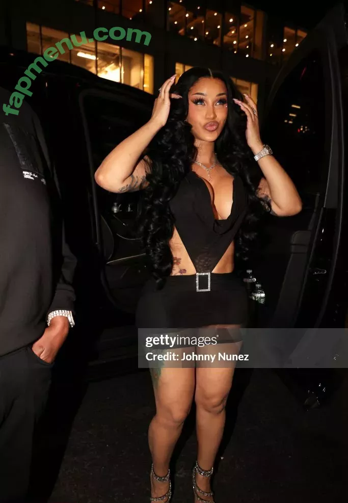 Cardi B nude photo #0723 (iamcardib)