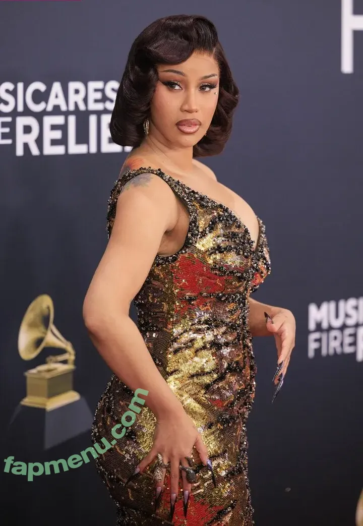 Cardi B nude photo #0880 (iamcardib)