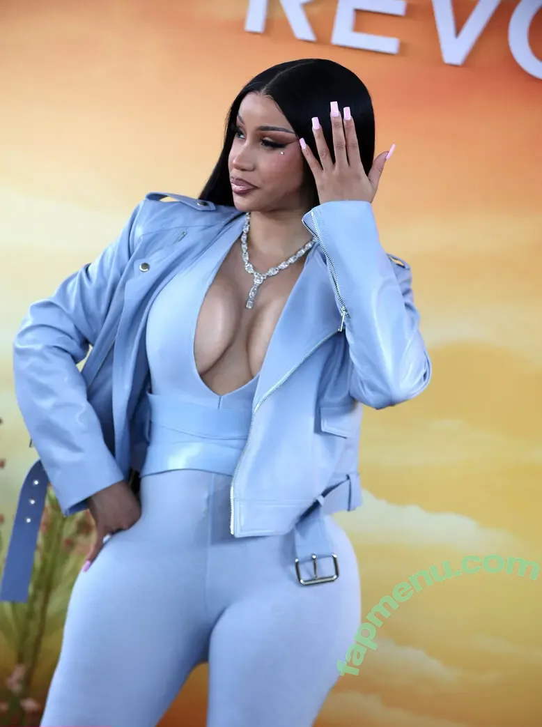Cardi B nude photo #0989 (iamcardib)