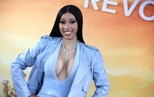 Cardi B / iamcardib nude photo #1001