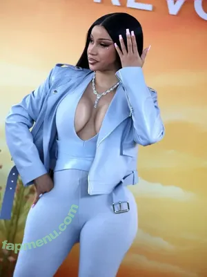 Cardi B / iamcardib nude photo #1027