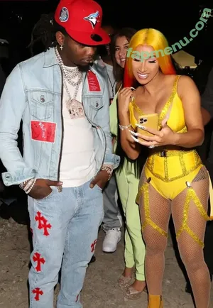 Cardi B / iamcardib nude photo #1037