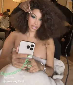 Cardi B / iamcardib nude photo #1047