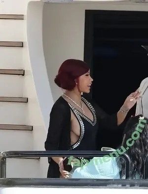Cardi B / iamcardib nude photo #1082