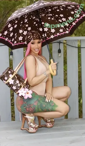 Cardi B / iamcardib nude photo #1096
