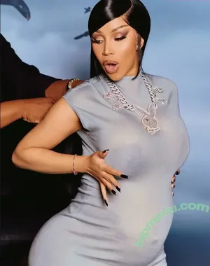 Cardi B / iamcardib nude photo #1182