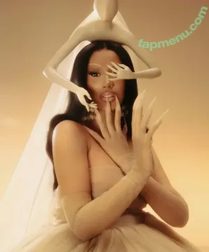 Cardi B / iamcardib nude photo #1190