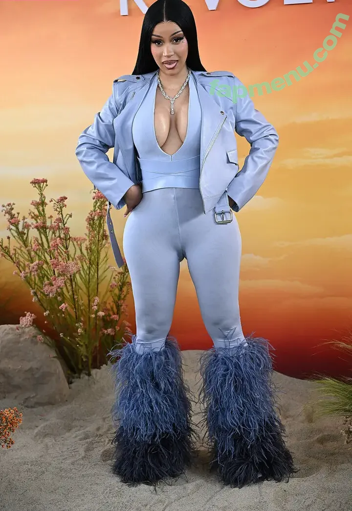 Cardi B nude photo #1017 (iamcardib)