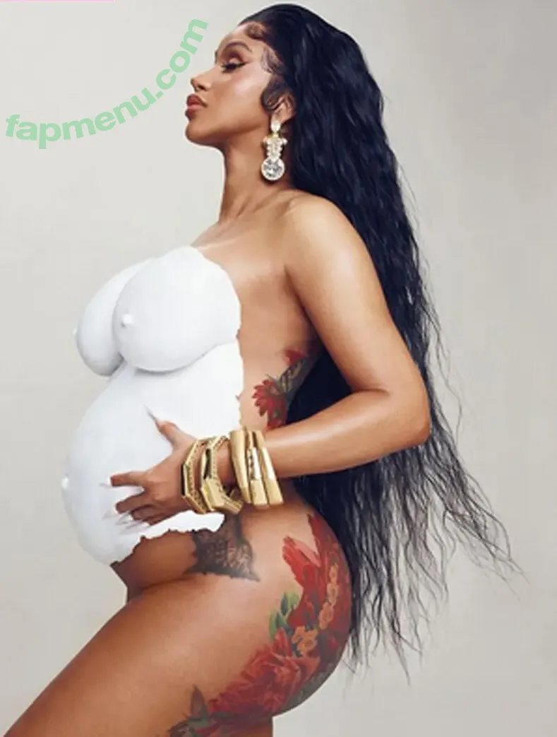 Cardi B nude photo #1056 (iamcardib)