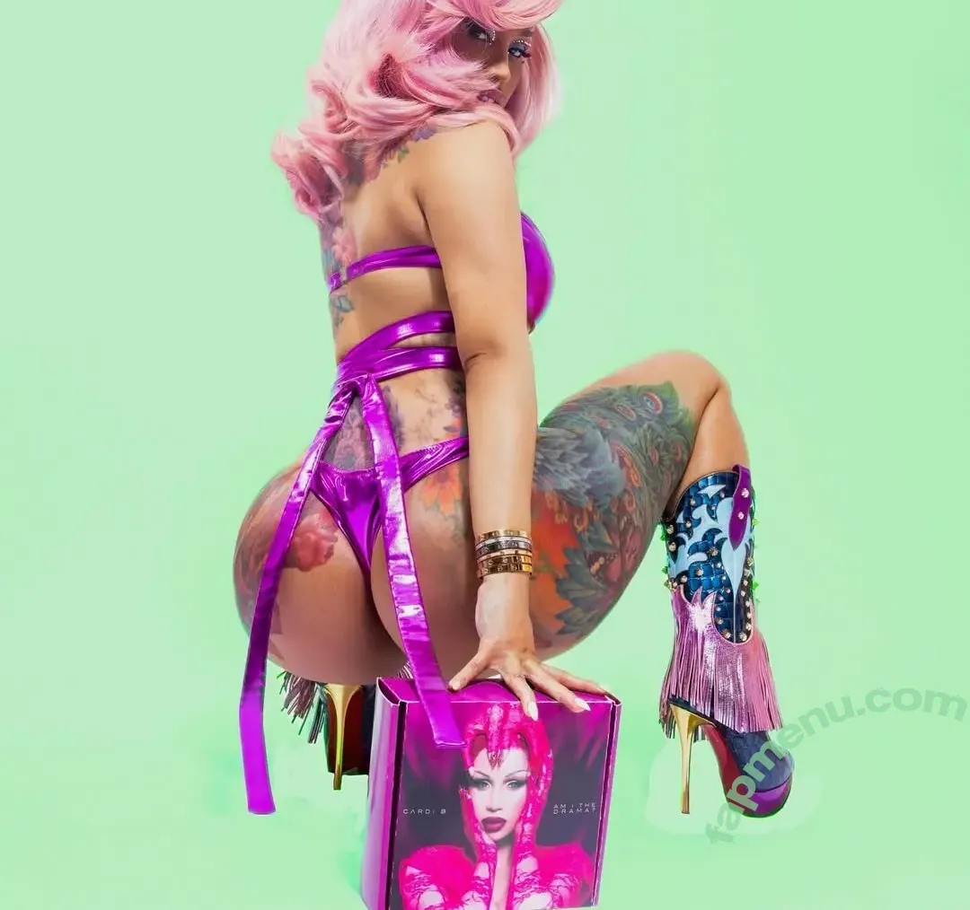 Cardi B nude photo #1162 (iamcardib)