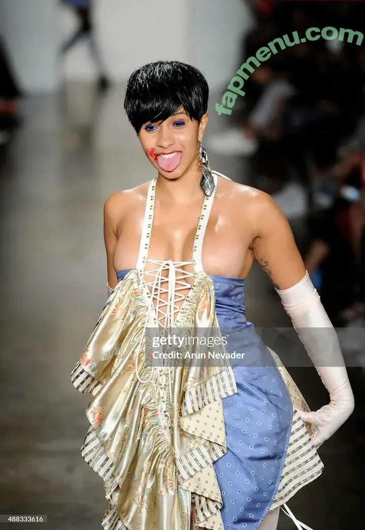 Cardi B nude photo #1175 (iamcardib)