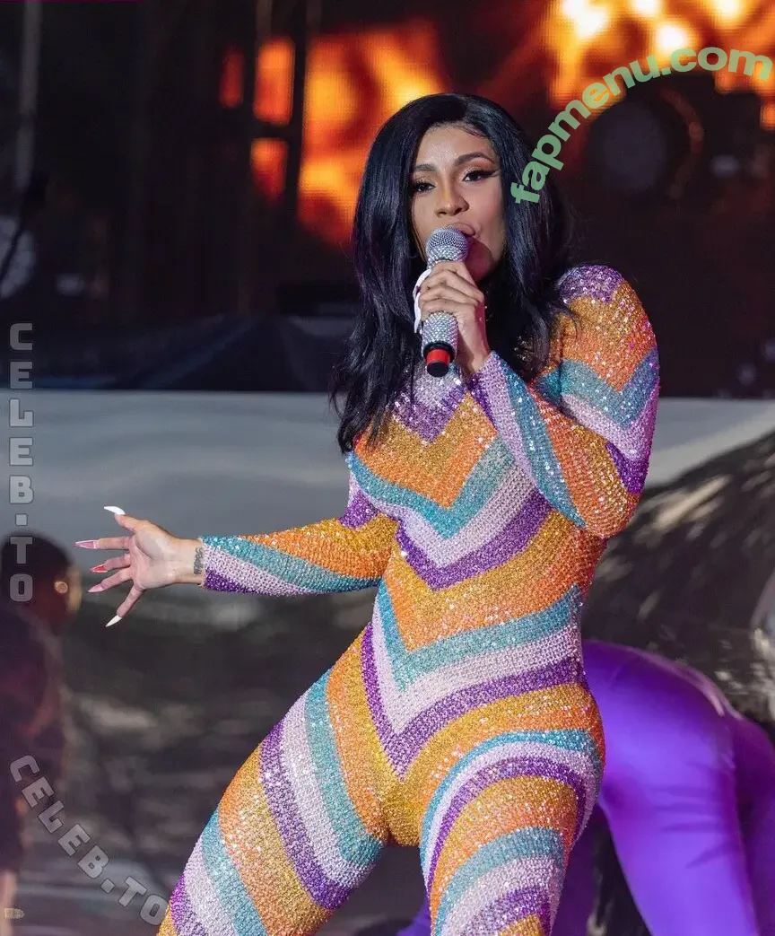 Cardi B nude photo #1201 (cardib / iamcardib)