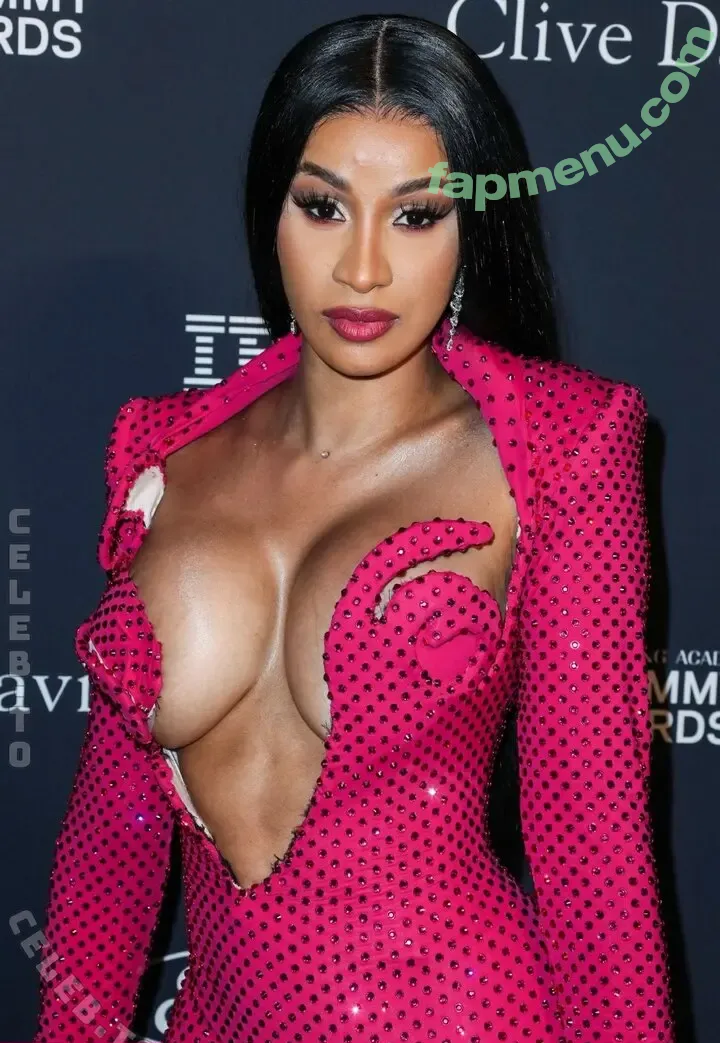 Cardi B nude photo #1228 (cardib / iamcardib)