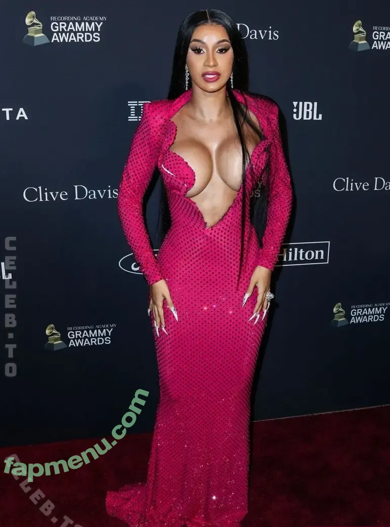 Cardi B nude photo #1232 (cardib / iamcardib)