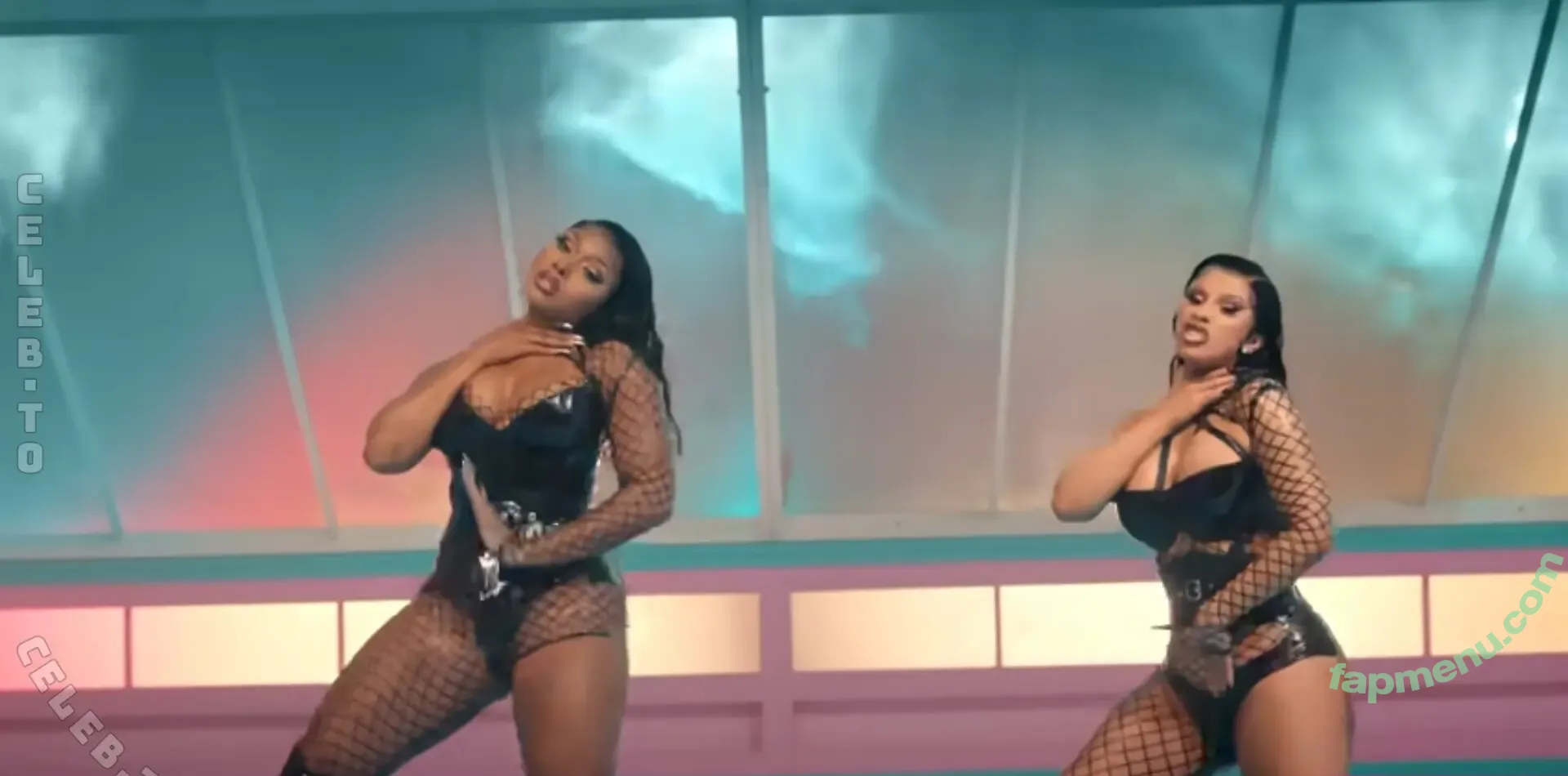 Cardi B nude photo #1254 (cardib / iamcardib)