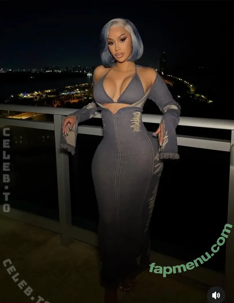 Cardi B nude photo #1268 (cardib / iamcardib)