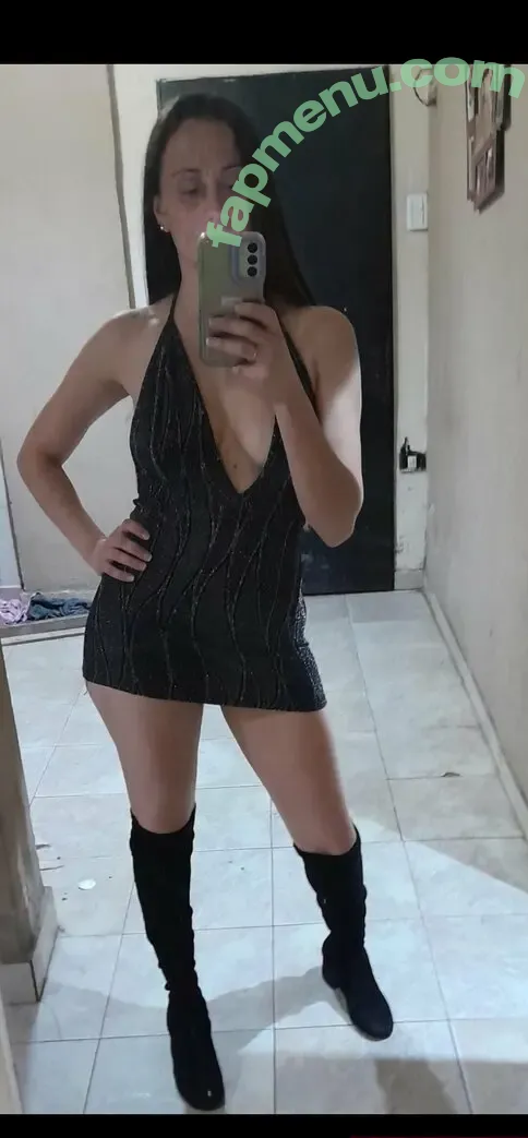 carfemmearg nude photo #0003 (carfemmearg)