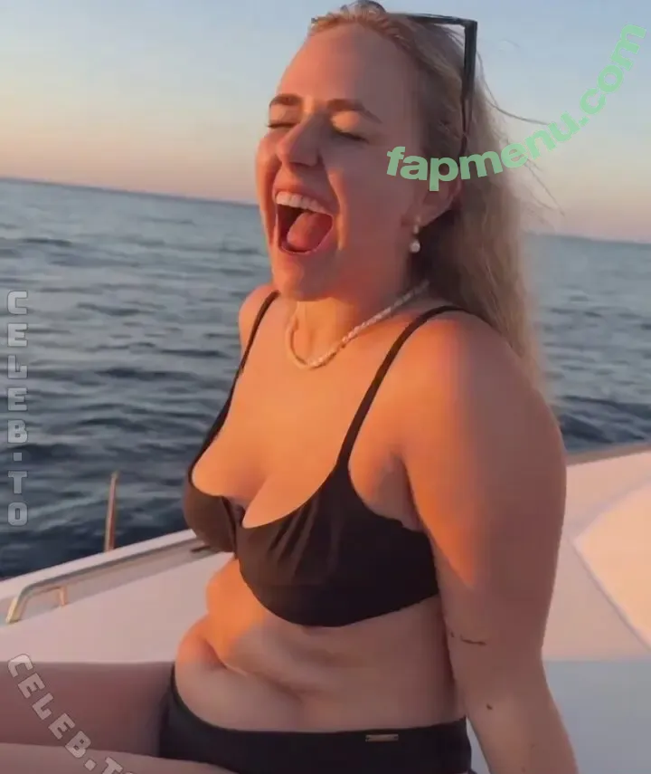 Carina Spoon nude photo #0240 (carinaspoon)